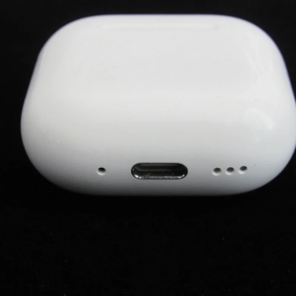 Apple Airpods 4 A3059‎ Case Only FOR PARTS *Read Description*